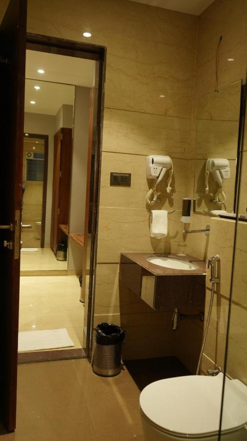 Alaukik Hotel 4*