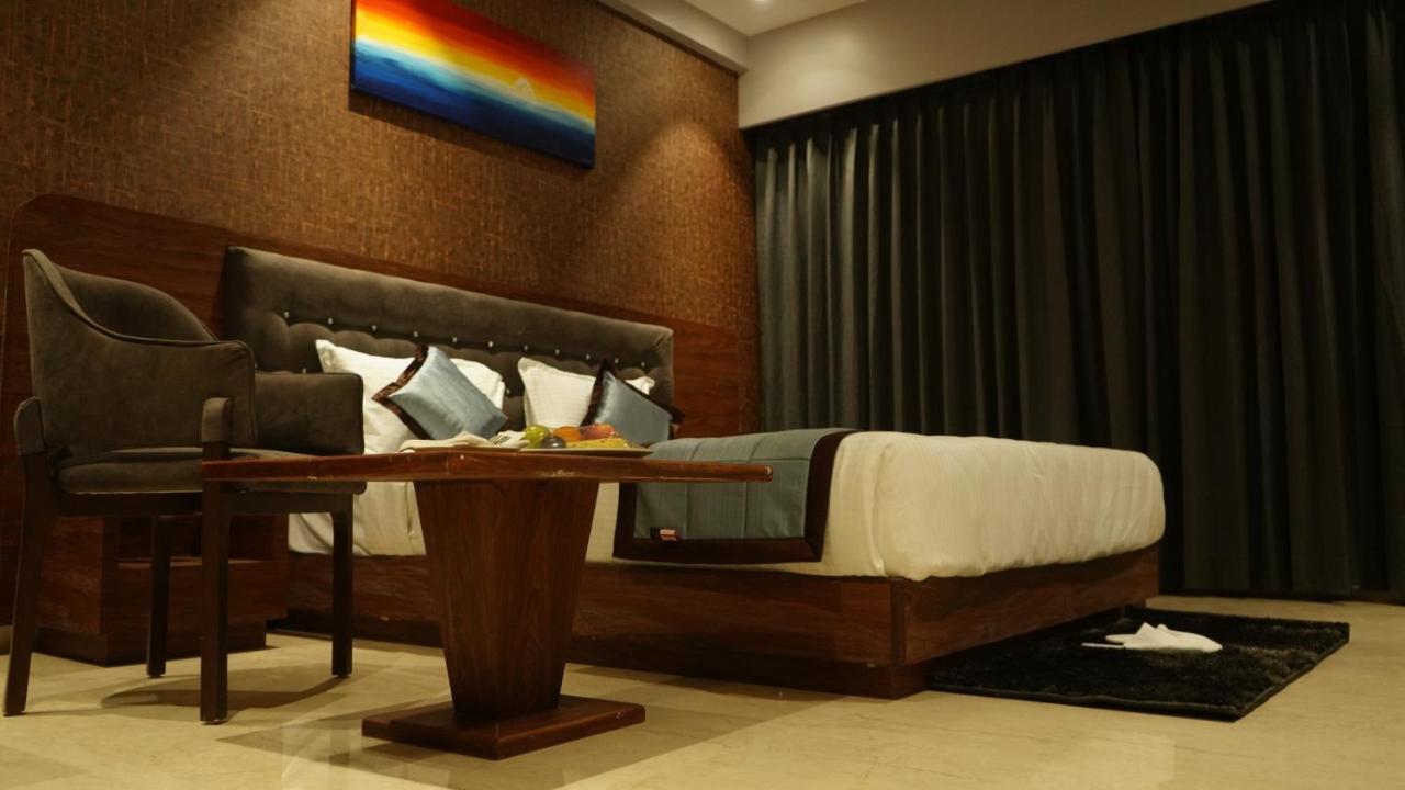 Hotel Alaukik Shirdi