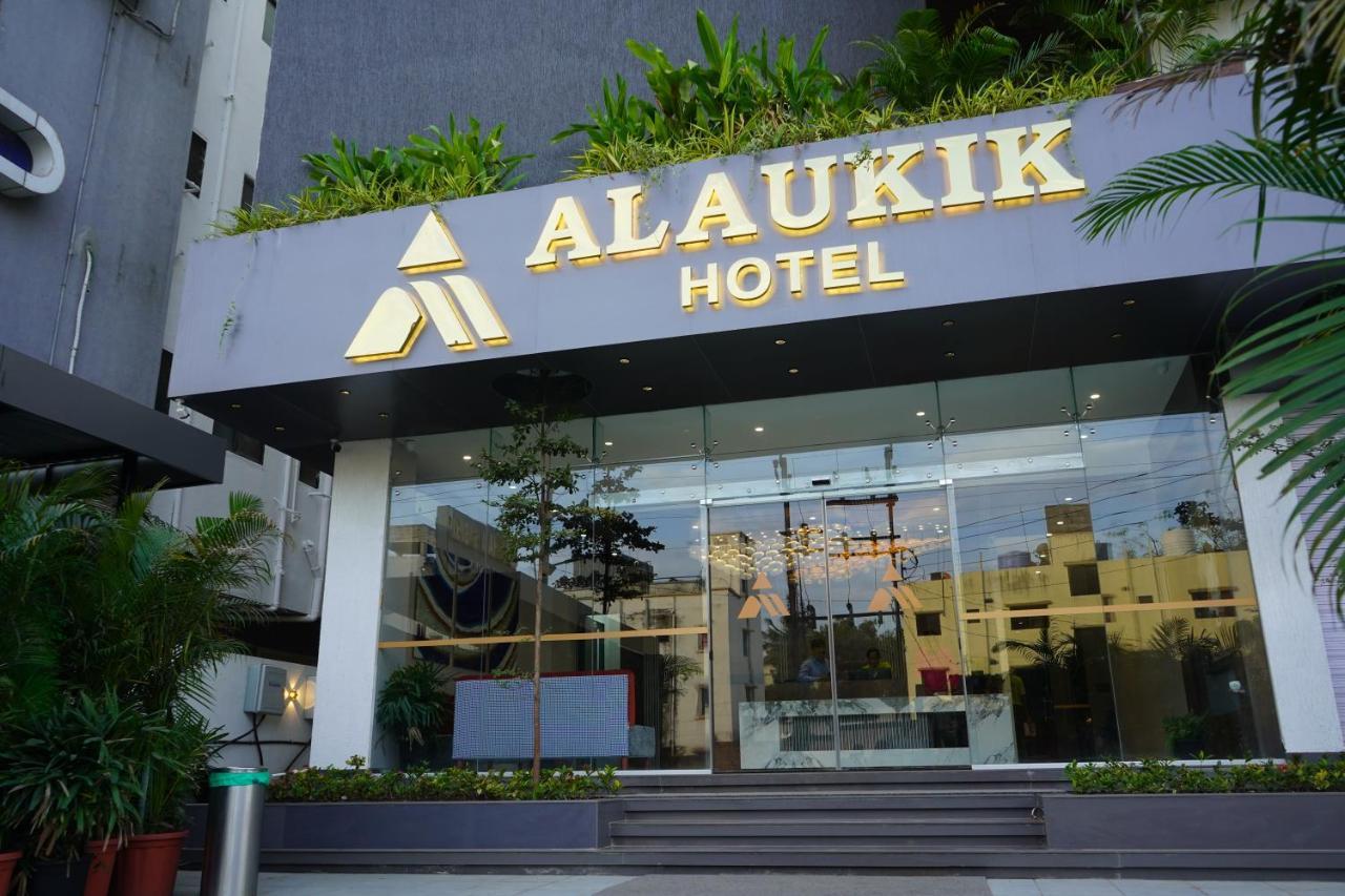 Alaukik Hotel 4*