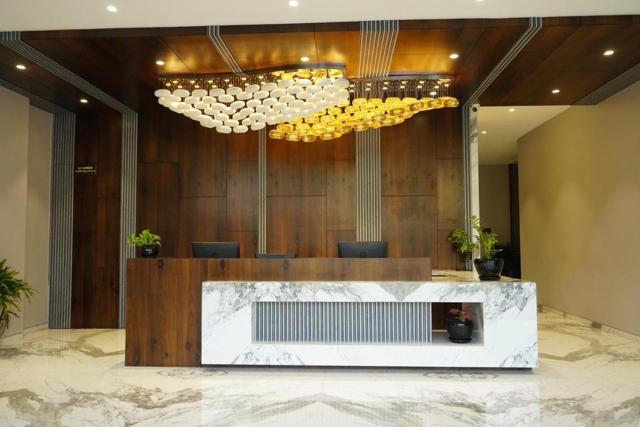 Alaukik Hotel 4*