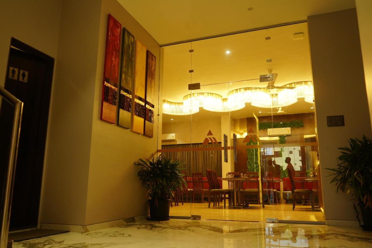 Alaukik Hotel